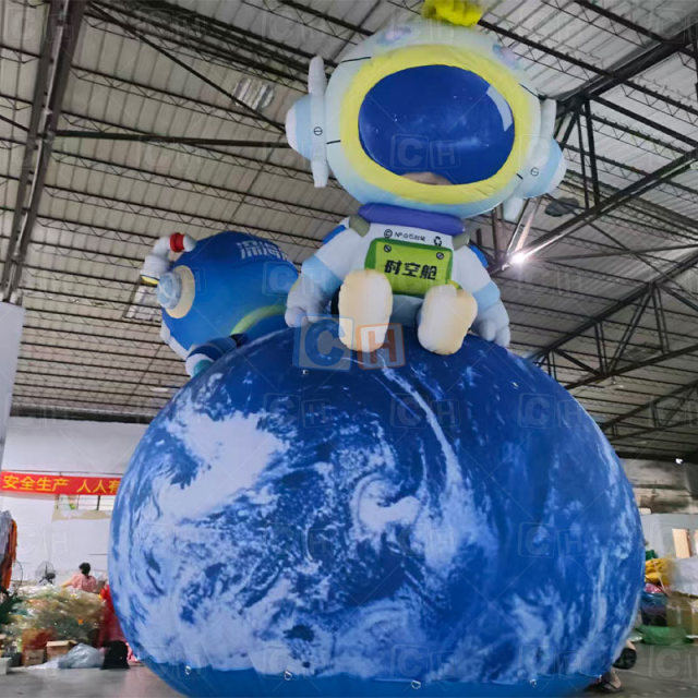 Custom Giant Inflatable Astronaut Activity Decoration