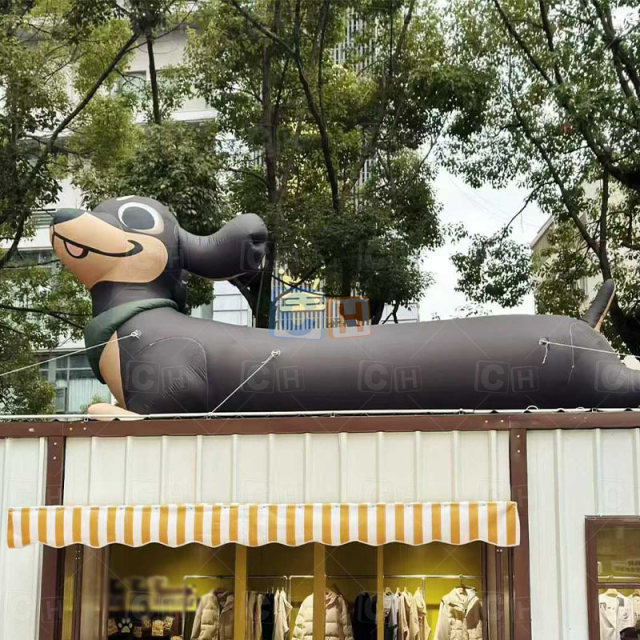 Customized Lighted Inflatable Dog Decoration for Store