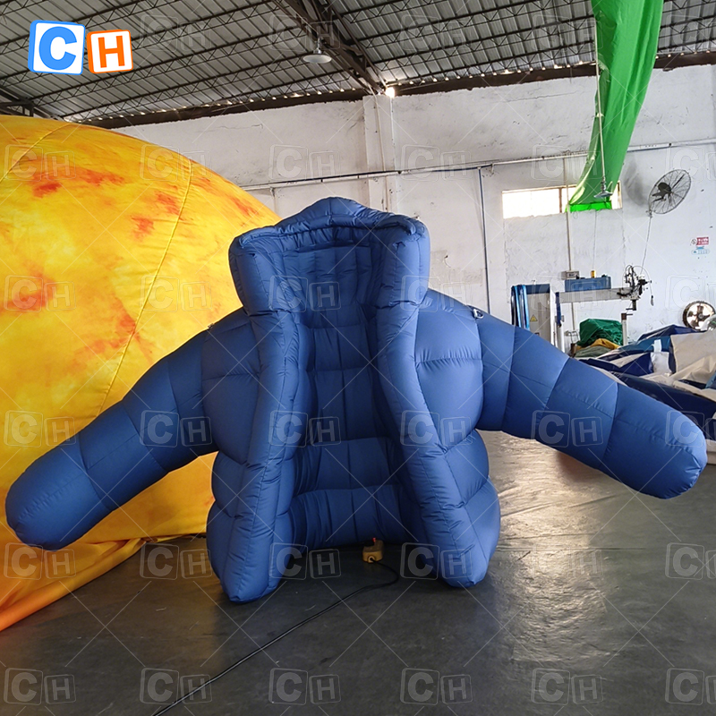 Customized Giant Inflatable Down Jacket for Advertising