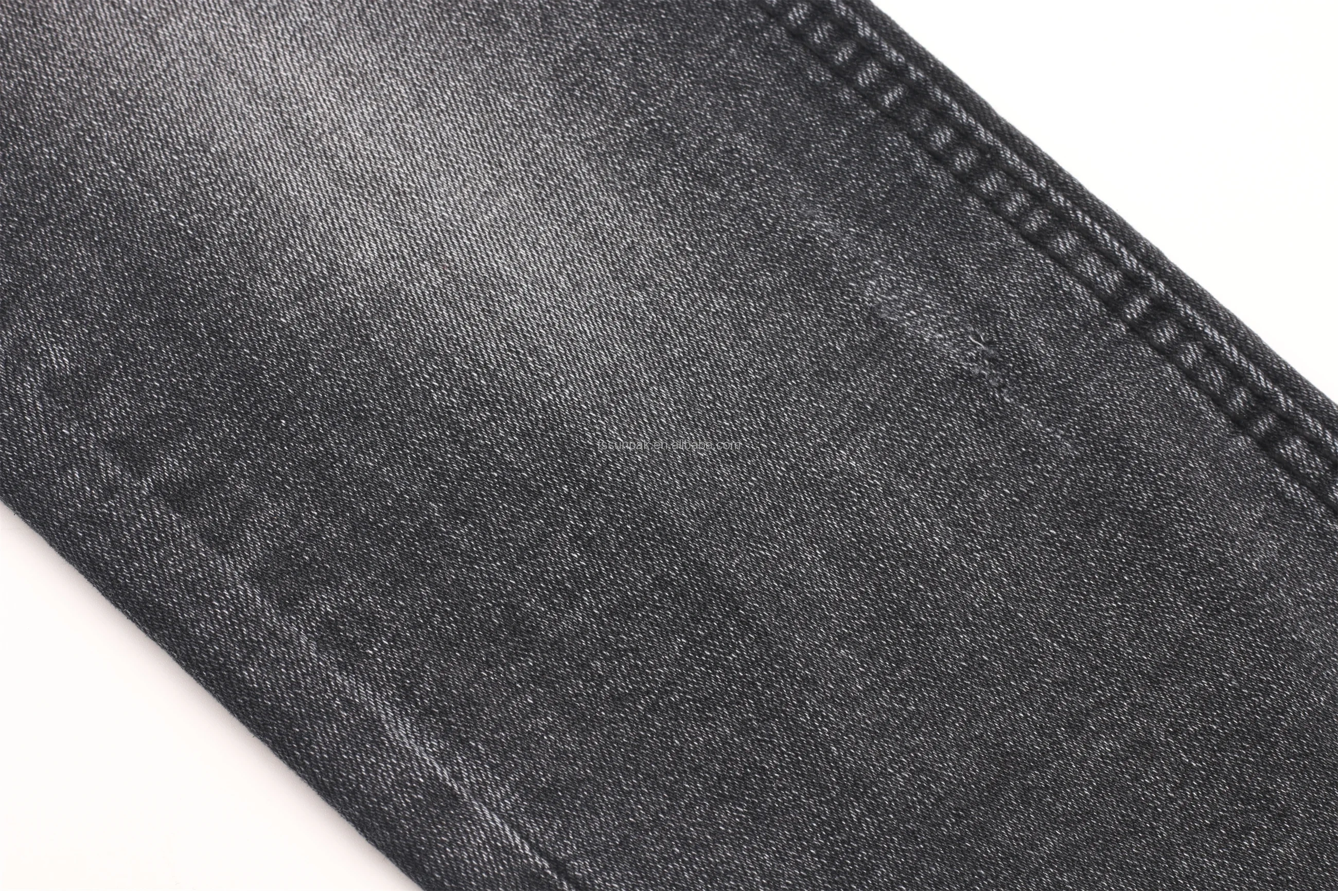 China Wholesale Best Quality Low Price Soft Nice Slubby 10oz 67'' Super High Stretch Black Black Denim Jeans Fabric