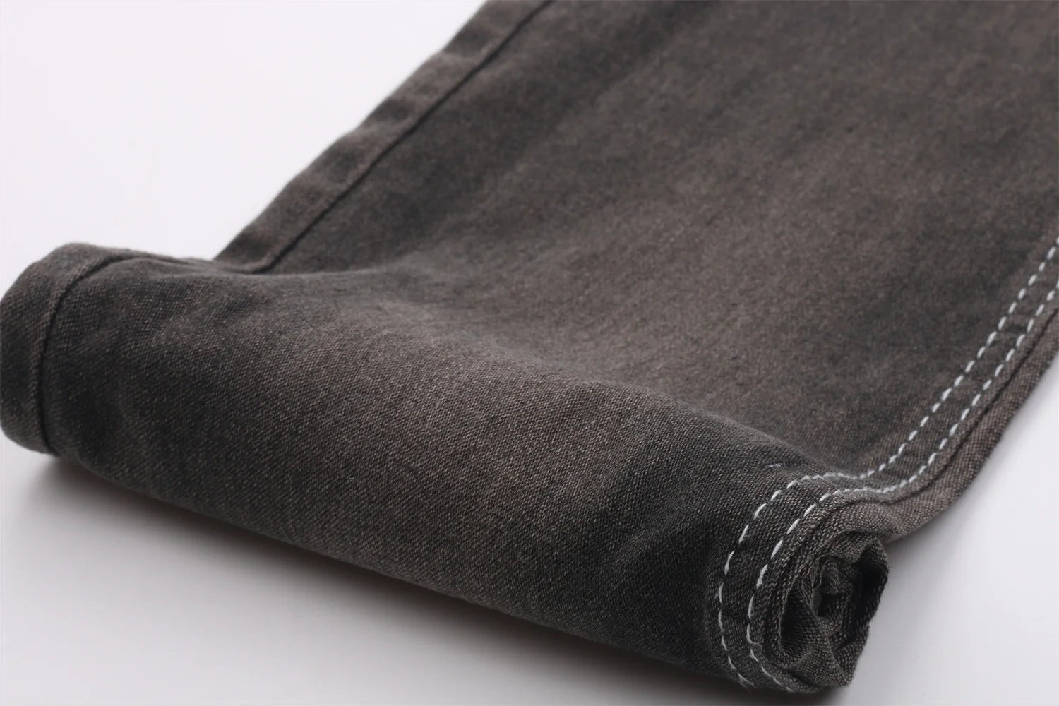 Low Price Quality Satin Gray Jeans Fabric 7.8oz Sulfur Black Comfortable Stretch Soft Touch no Slub Denim Fabric
