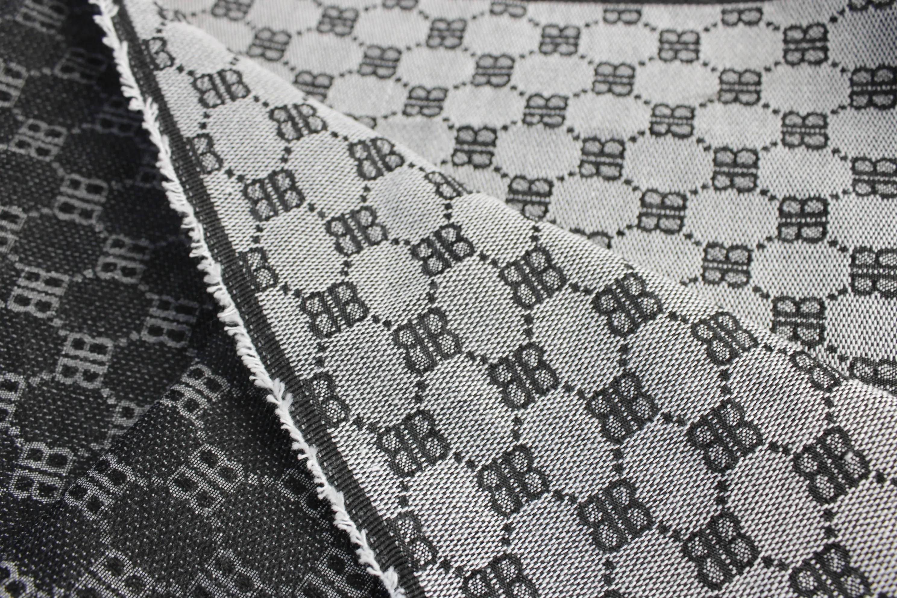 Fashion  fabric for  clothing  100% polyester jacquard fabric
