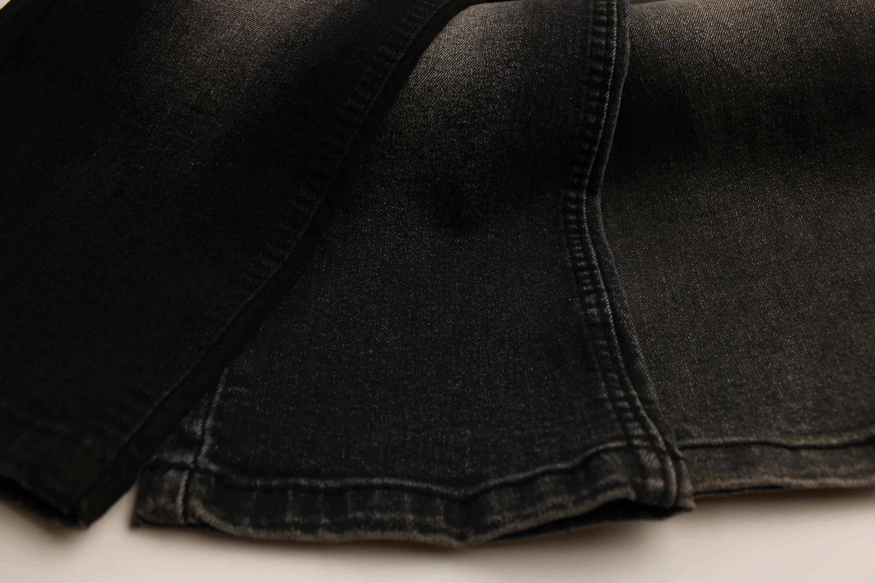 Good Quality Low Discounted Price 10.8oz  black &black back  70%cotton 28% polyester 2%spandex  Denim Fabric