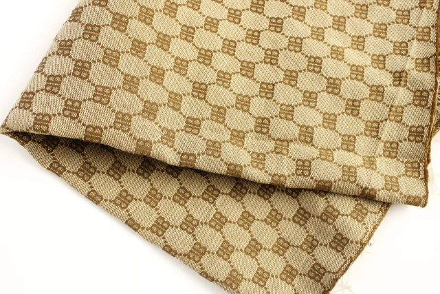 Top Quality Low Discounted Price 6.6 oz   Khaki color  for clothing and pants 100%  polyester Fabric