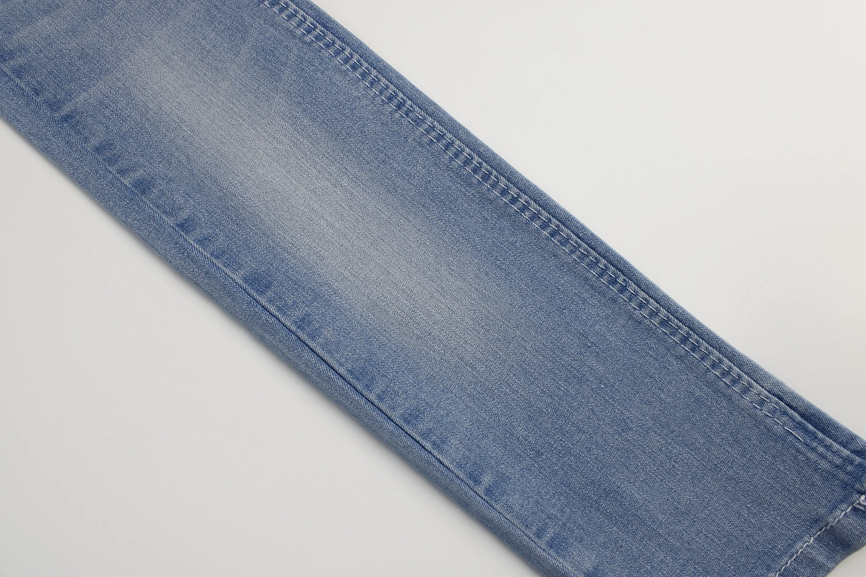 8.6 oz good price good quality cotton   warp slub dark blue color fabric for jeans  wholesale