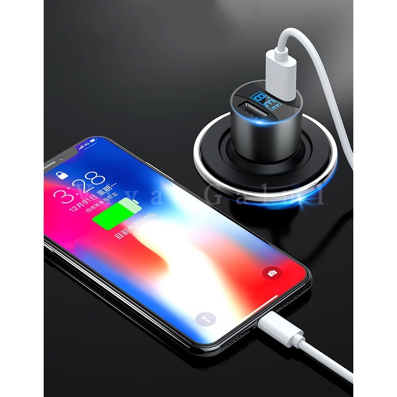 シガーライターソケット USBコンセント スマホチャージャー 電圧計付き 2ポート 同時充電可能 Iphone/Android対応 TS032