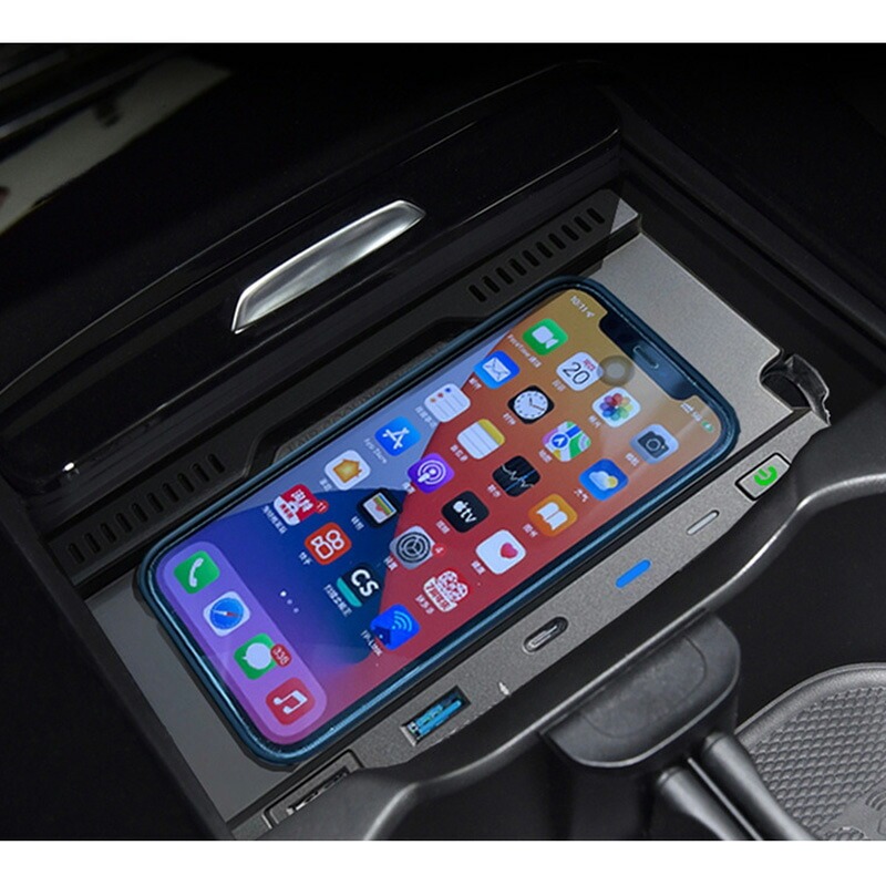 BENZ  Aクラス AMG アクセサリー パーツ ワイヤレス充電器 スマホ充電 BC156