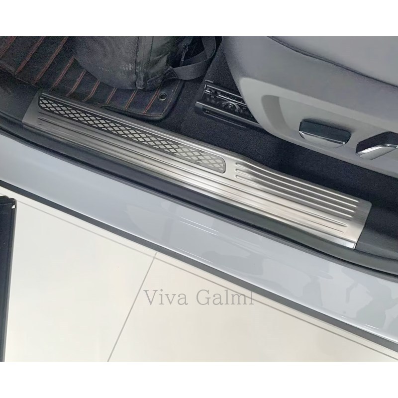 新型アウトランダー PHEV GN系 カスタム パーツ OUTLANDER スカッフプレート サイドステップガーニッシュ ステップガード MO261