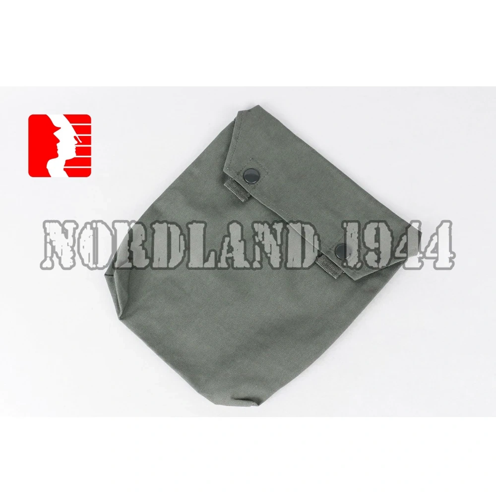 Reprodukcja Cosplay German Gas Cape PouchNordland 1944