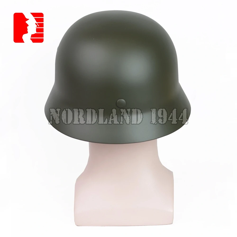 Reprodukcja niemieckiego hełmu M40 w kolorze szarym Nordland 1944
