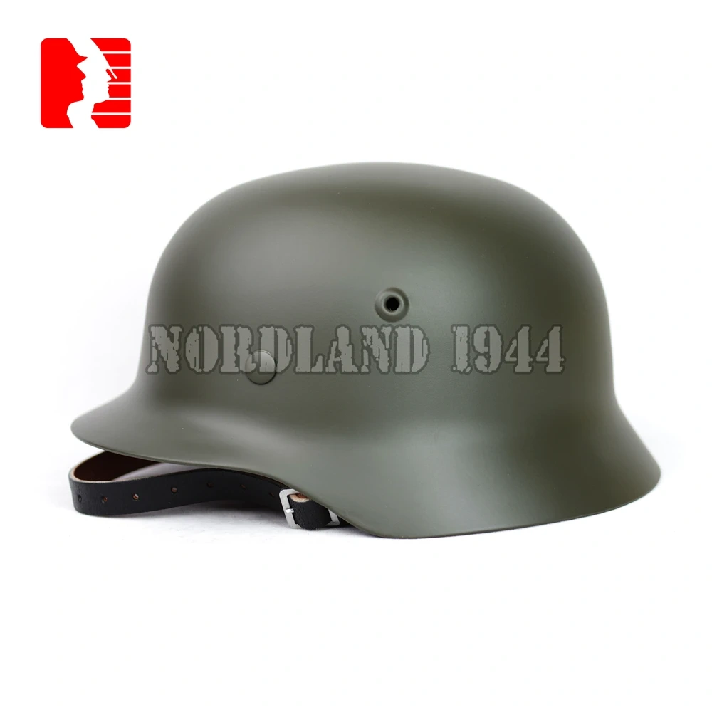 Reprodukcja niemieckiego hełmu M40 w kolorze szarym Nordland 1944