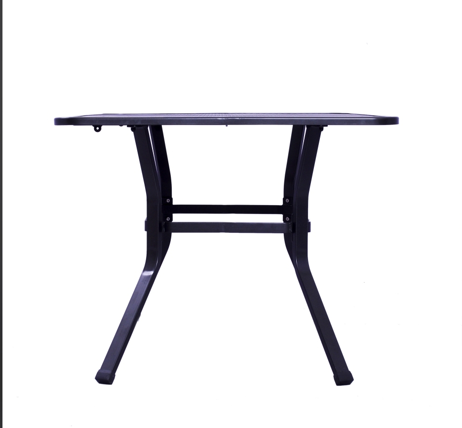 Outdoor wire mesh long table