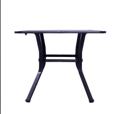 Outdoor wire mesh long table