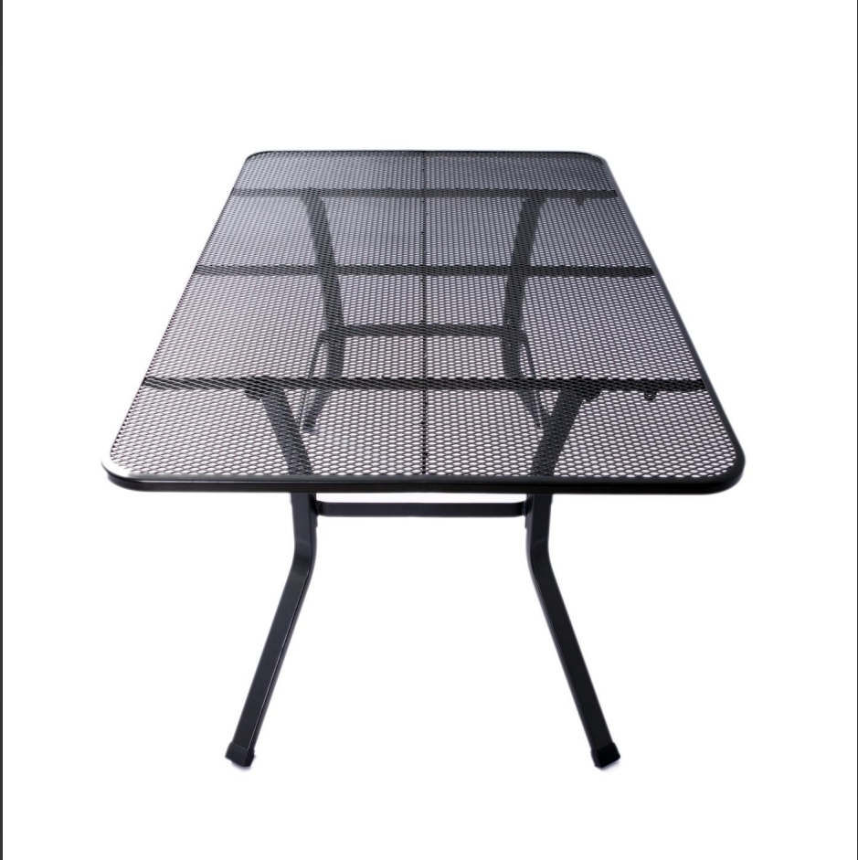 Outdoor wire mesh long table