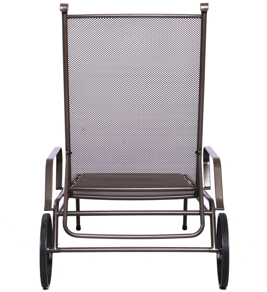 Outdoor lounge chair