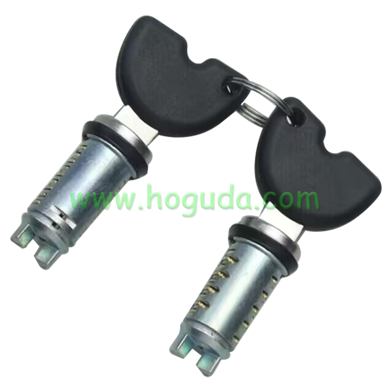 For Piaggio motorcycle lock cylinder set for S50-150 LX50 VESPA ET2 PN:573905 1B000570