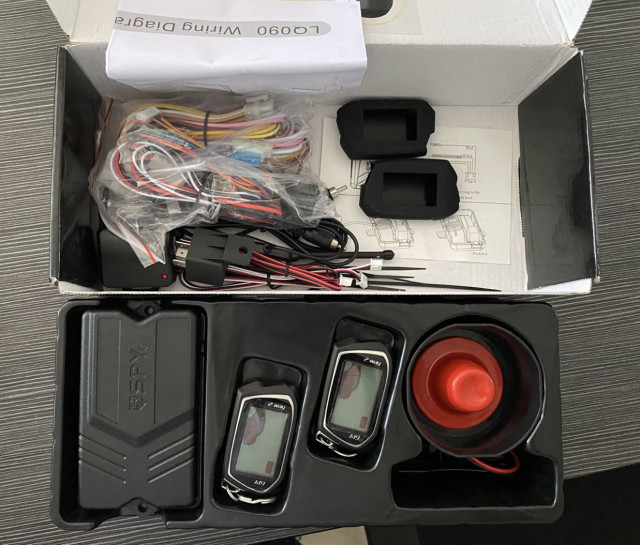 Applicable to all cars 1500 meters car two-way wireless car alarm system