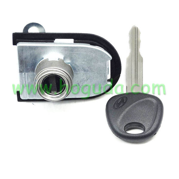 For Hyundai left door lock