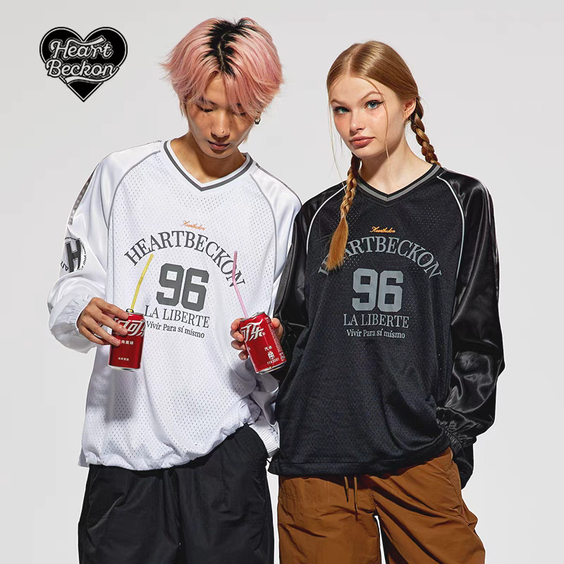 Heart Beckon Paint Sweatshirt 603069