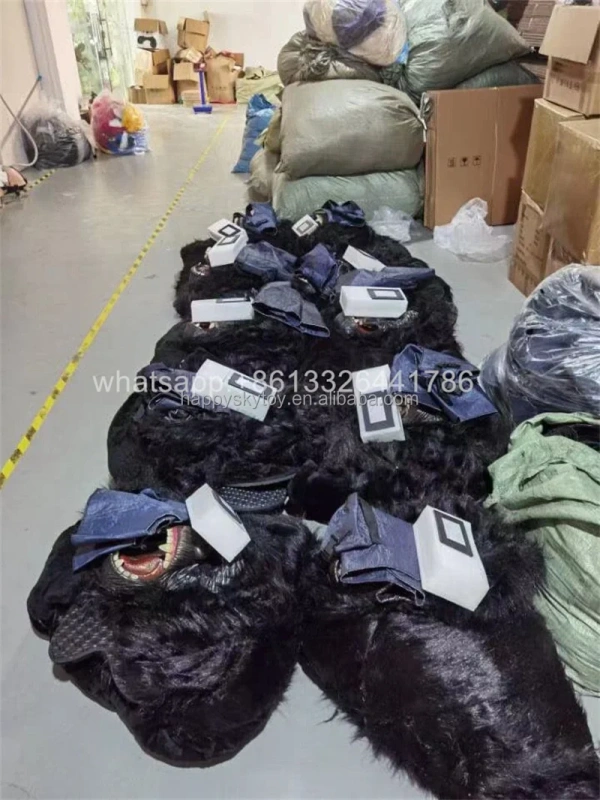 Realistic gorilla inflatable costume mascot animal King Kong giant inflatable dress costume
