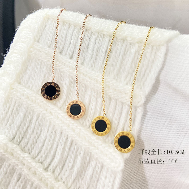 Alambre de oreja con números romanos al por mayor, pendientes simples de acero inoxidable, pendientes largos, accesorios elegantes y versátiles  ACRSS/13-57