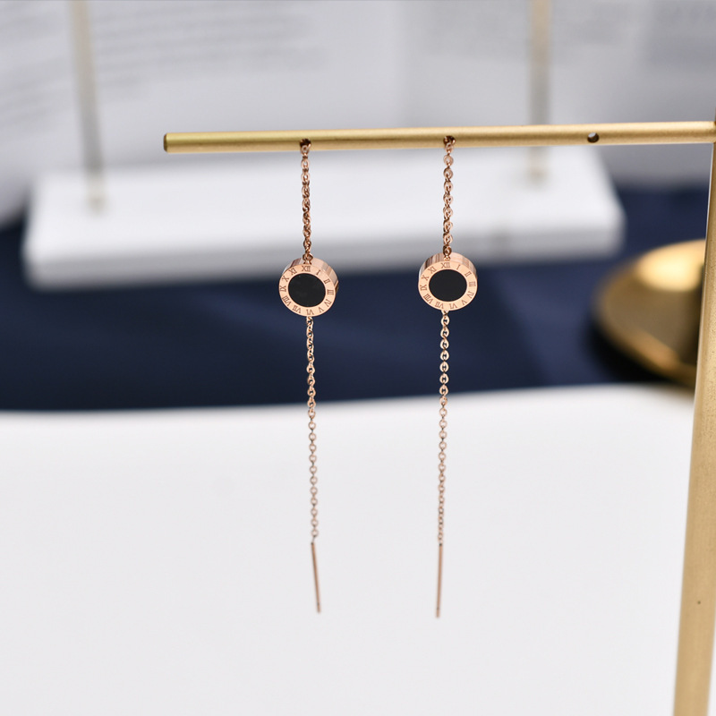 Alambre de oreja con números romanos al por mayor, pendientes simples de acero inoxidable, pendientes largos, accesorios elegantes y versátiles  ACRSS/13-57