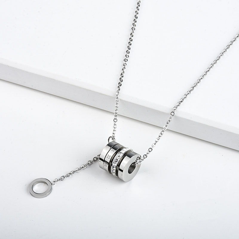 Números romanos de moda, círculo cilíndrico con diamantes de barro, cintura pequeña con diamantes, collar de acero inoxidable con círculo colgante  ACRSS/19-66