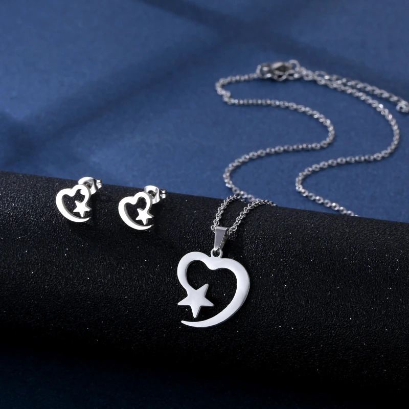 Conjunto de combinación de pendientes y collar de acero inoxidable, venta al por mayor, accesorios de moda simples de corte suave  ACRSS/28-120