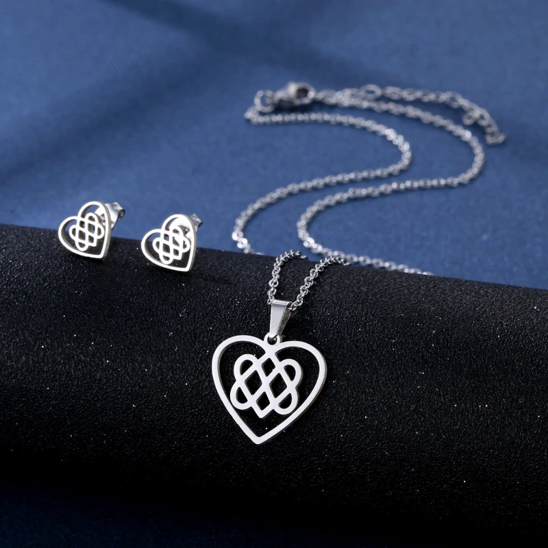Conjunto de combinación de pendientes y collar de acero inoxidable, venta al por mayor, accesorios de moda simples de corte suave  ACRSS/28-120