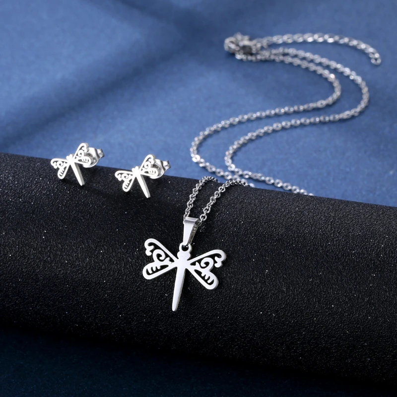 Conjunto de combinación de pendientes y collar de acero inoxidable, venta al por mayor, accesorios de moda simples de corte suave  ACRSS/28-120