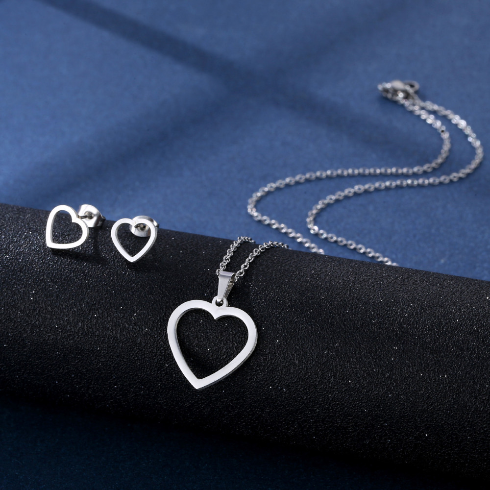 Conjunto de combinación de pendientes y collar de acero inoxidable, venta al por mayor, accesorios de moda simples de corte suave  ACRSS/28-120