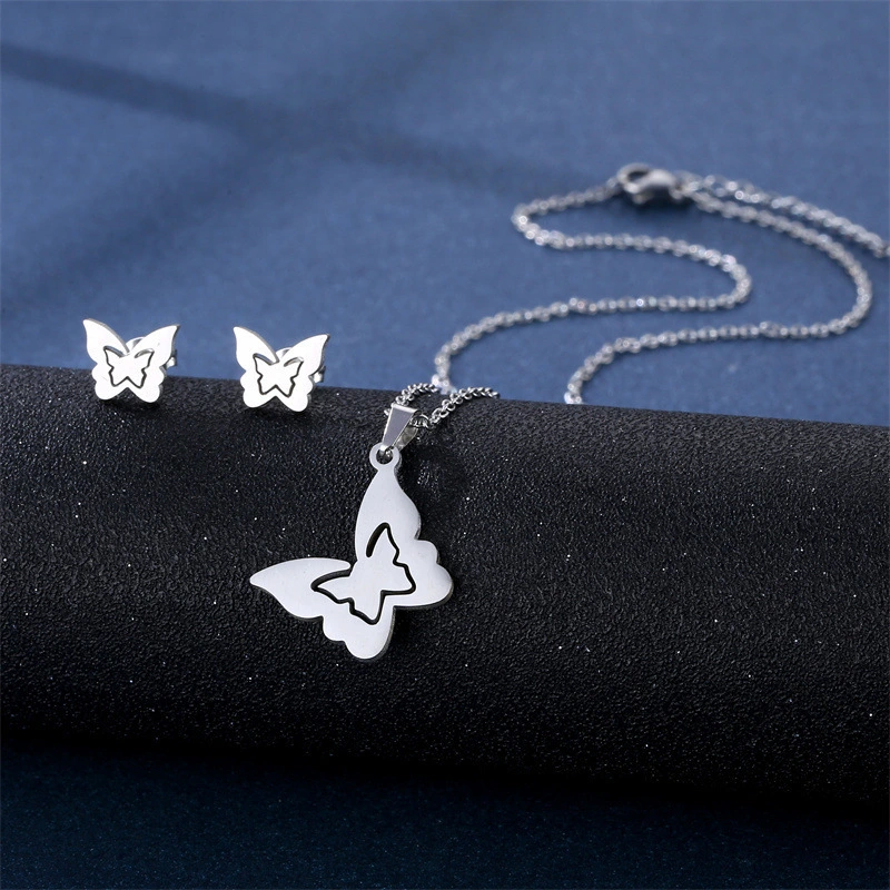 Conjunto de combinación de pendientes y collar de acero inoxidable, venta al por mayor, accesorios de moda simples de corte suave  ACRSS/28-120