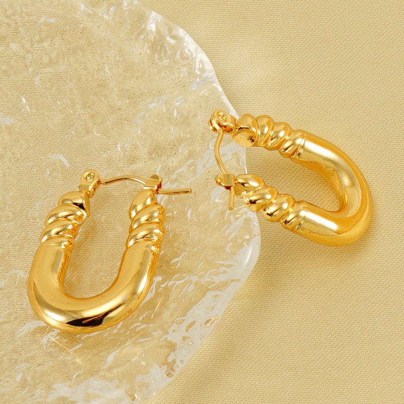 Pendientes al por mayor, acero inoxidable chapado en oro, personalidad retro y sensación de alta gama, pendientes de media vuelta fundidos  ACRE/38-186