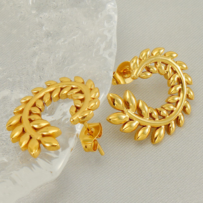 Pendientes de acero de titanio Diseño de nicho Coronas fundidas Pendientes de trigo Pendientes y pendientes de acero inoxidable de 18 quilates al por mayor  ACRE/38-196