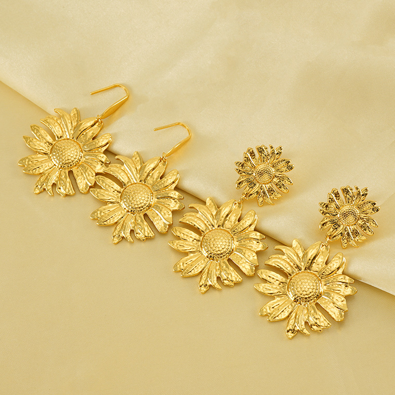 Pendientes retros al por mayor del girasol del diseño del estilo de los pendientes del acero inoxidable del molde  ACRE/38-213