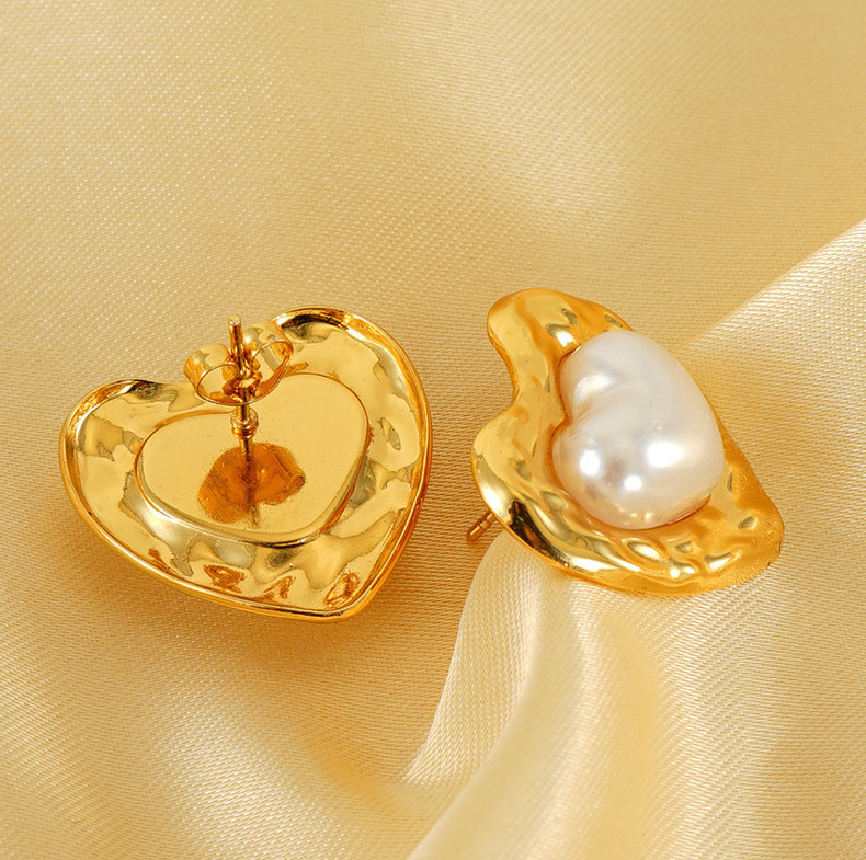 Pendientes ovalados Love, acero de titanio fundido, perlas de moda, textura plisada, pendientes y pendientes al por mayor   ACRE/38-215