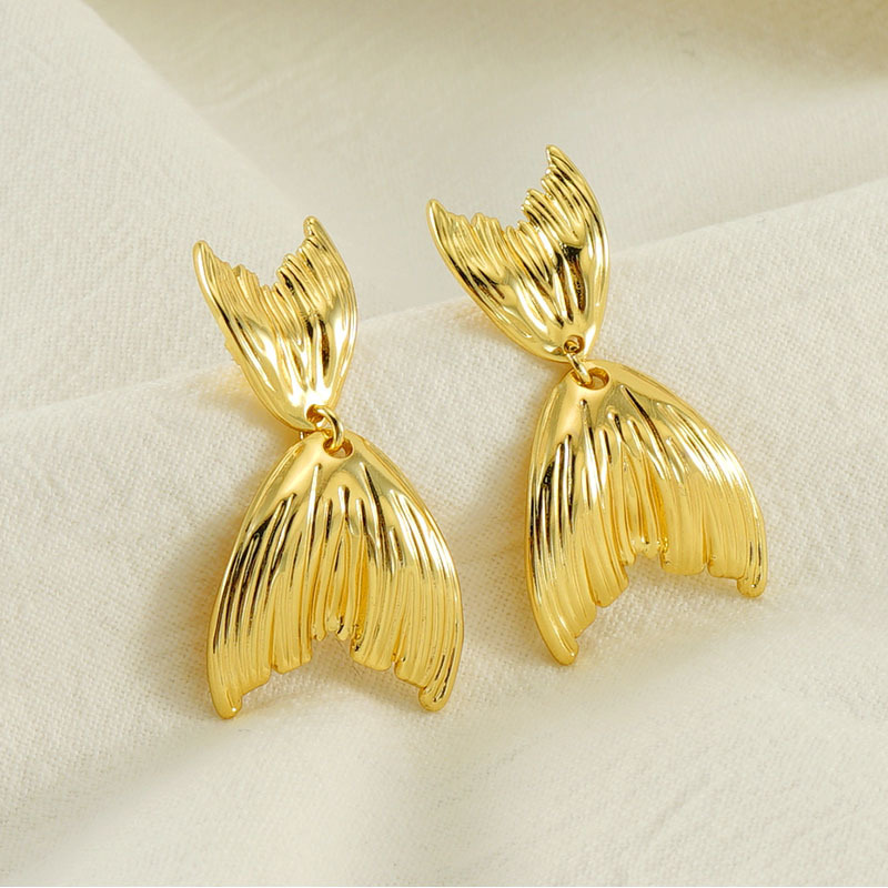 Pendientes retro de cola de pez de acero inoxidable fundido de 18 quilates, aretes de acero de titanio simples y versátiles de alta gama con estilo ins  ACRE/38-208