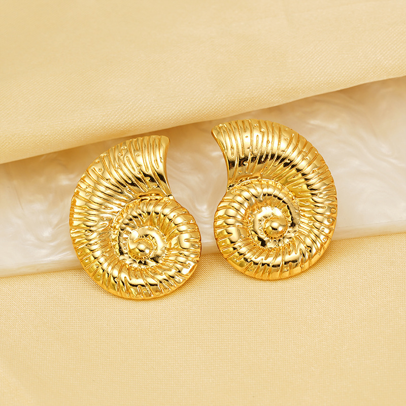 Pendientes de caracol de caracol estilo centro turístico, pendientes de acero de titanio de 18 quilates, joyería de fundición al por mayor  ACRE/38-227