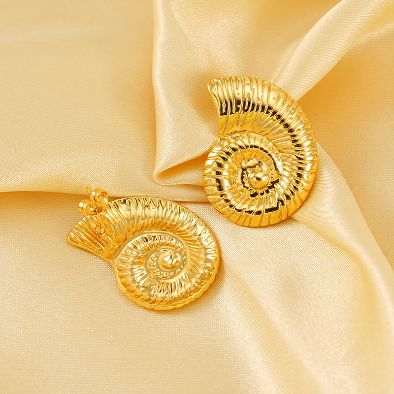 Pendientes de caracol de caracol estilo centro turístico, pendientes de acero de titanio de 18 quilates, joyería de fundición al por mayor  ACRE/38-227