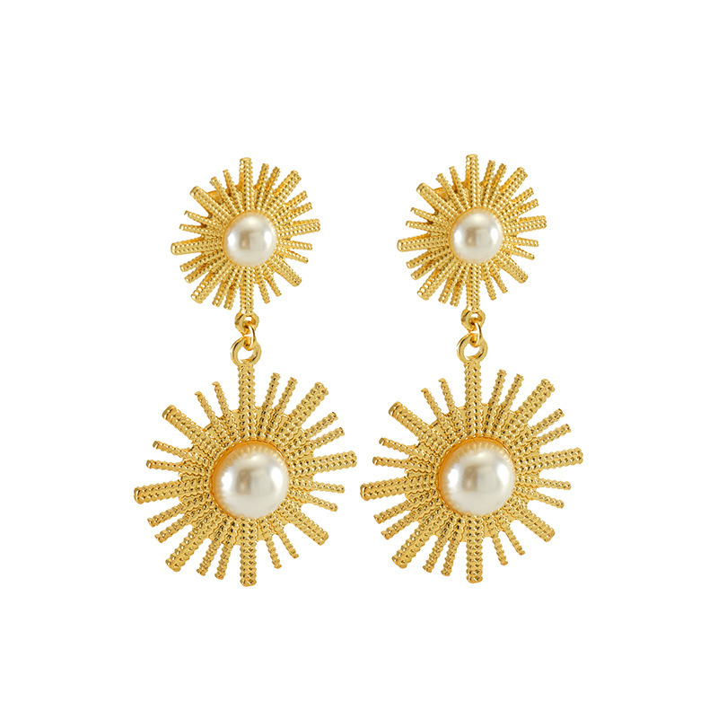 Pendientes redondos retro de perlas de girasol, pendientes chapados en oro de acero de titanio fundido con perlas simples y versátiles  ACRE/38-225