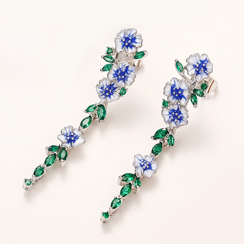 Joyas de cobre, aretes largos, flores que gotean aceite, aretes de diamantes y circonitas verdes, accesorios elegantes  COPE/44-259