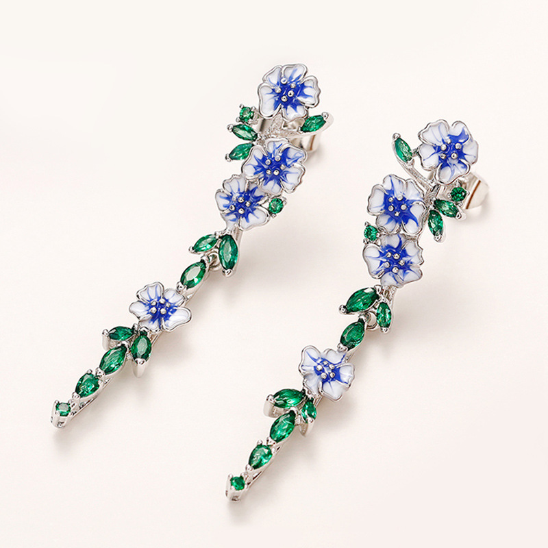 Joyas de cobre, aretes largos, flores que gotean aceite, aretes de diamantes y circonitas verdes, accesorios elegantes  COPE/44-259