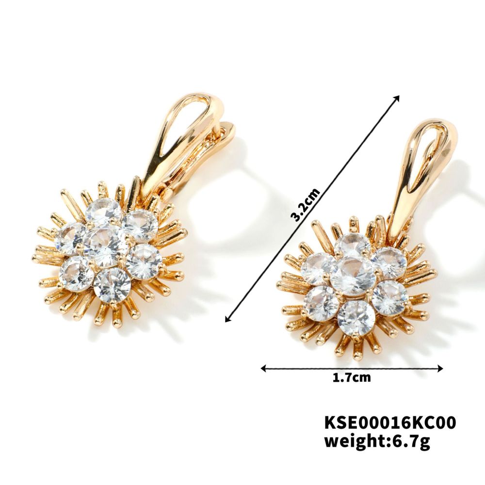 Joyería de cobre Pendientes de circonio micropavimentados Diseño de nicho Pendientes de girasol Estilo de lujo ligero Joyería de oreja simple y versátil  COPE/46-295