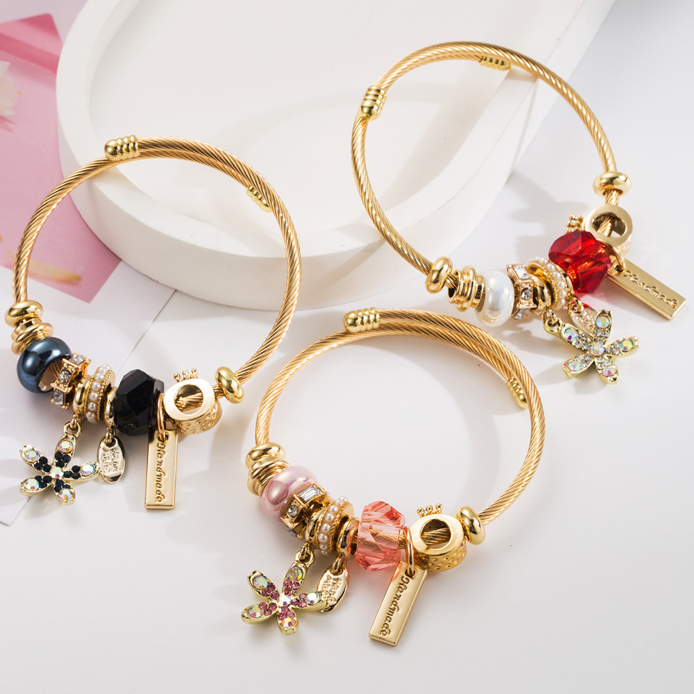 Pandora cuentas doradas personalizadas pulsera de acero inoxidable con incrustaciones de flores y diamantes accesorios de aleación pulsera versátil y ajustable  ACRB/50-308