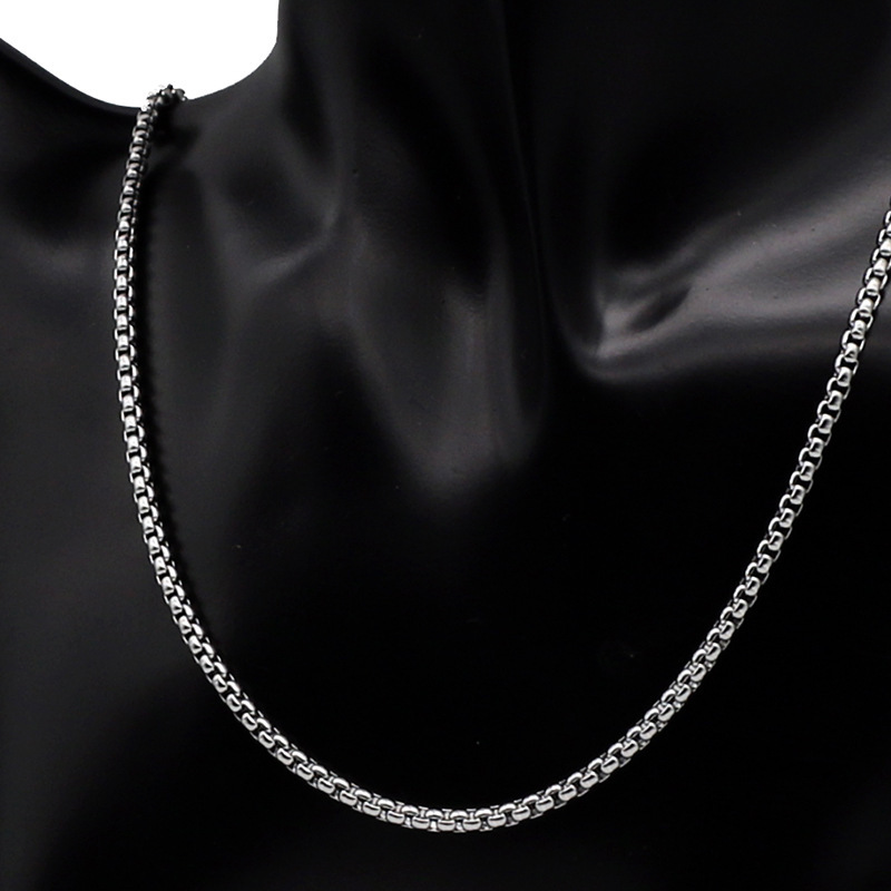 Cadena de suéter de perlas cuadradas, accesorios de cadena de suéter de cadena de acero de titanio Retro literario para hombres