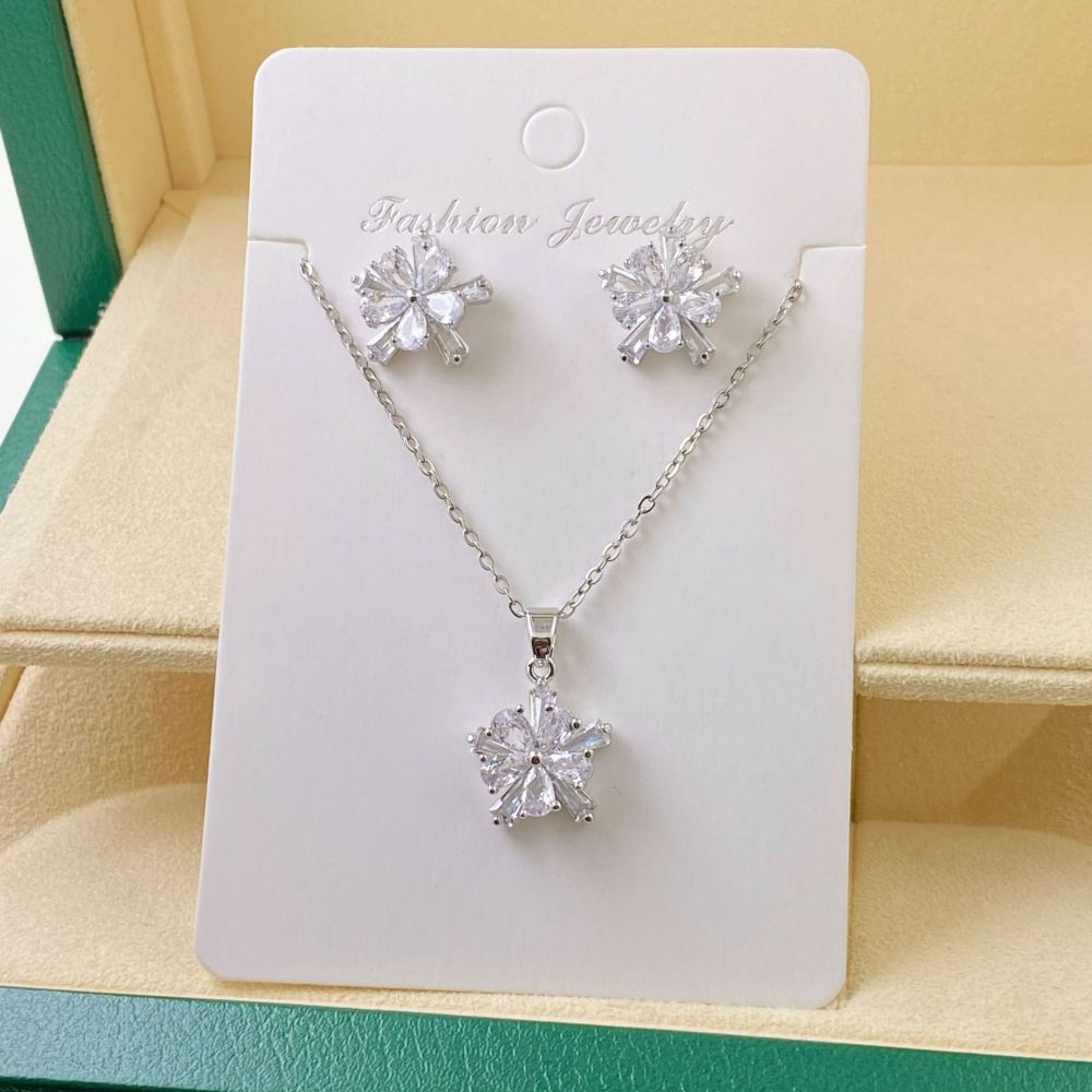 Joyas de cobre, cadena de acero de titanio, accesorios de cobre, diseño de nicho, circón con incrustaciones de diamantes, conjunto de joyas  COPSS/55-313