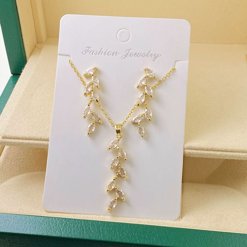 Joyas de cobre, cadena de acero de titanio, accesorios de cobre, diseño de nicho, circón con incrustaciones de diamantes, conjunto de joyas  COPSS/55-313