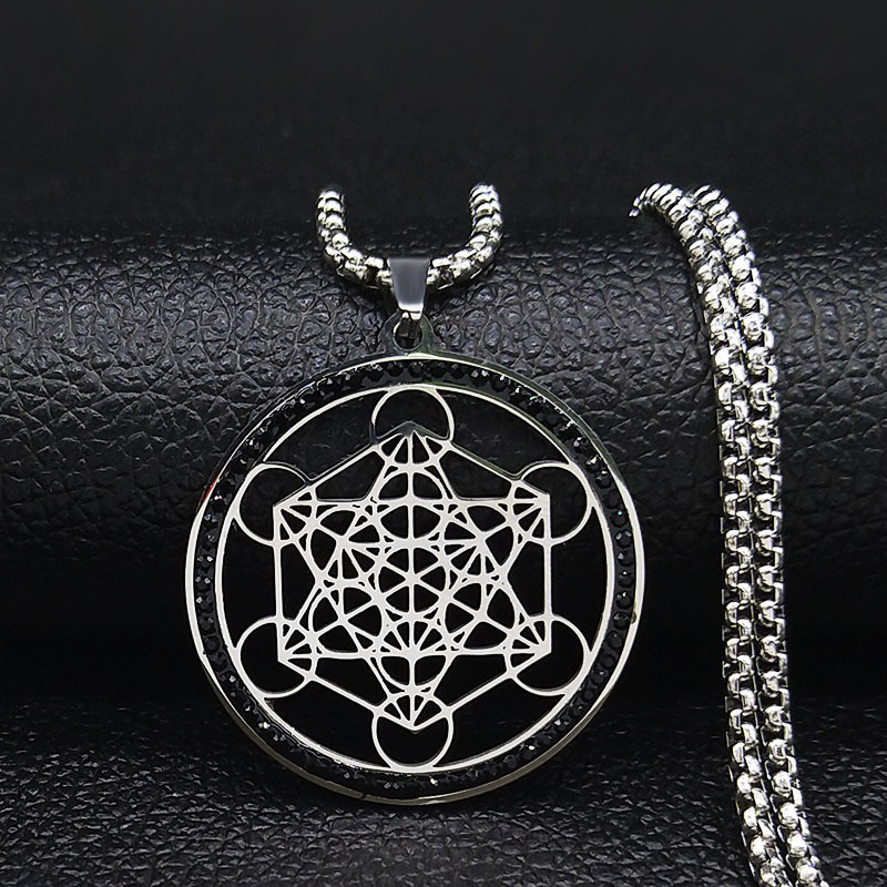 Collar de flores huecas de seis círculos de corte de acero inoxidable, collar con colgante de diamantes de barro redondo de acero inoxidable unisex  ACRN/61-329