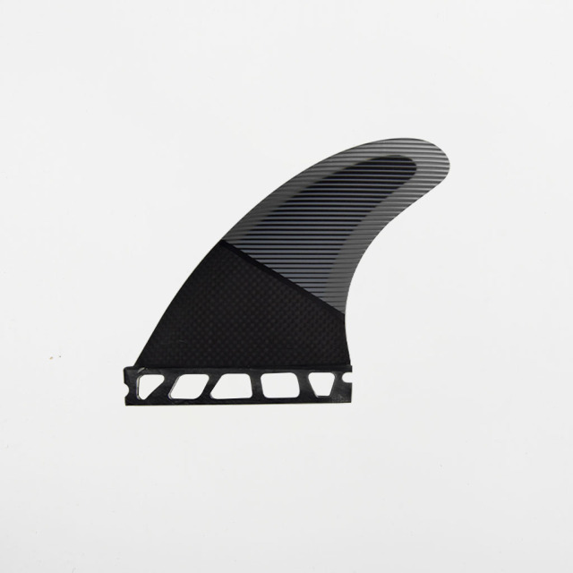 F25311 SURF FIN HONEYCOMB CARBON