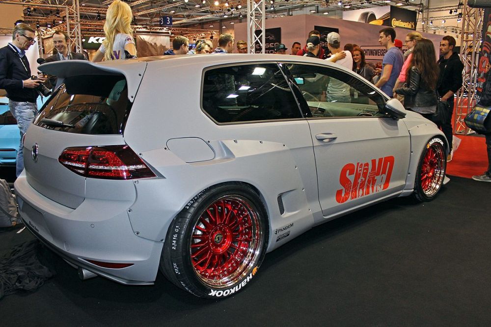 GOLF MK7 GTI 2D ROCKET BUNNY STYLE ROOF WING